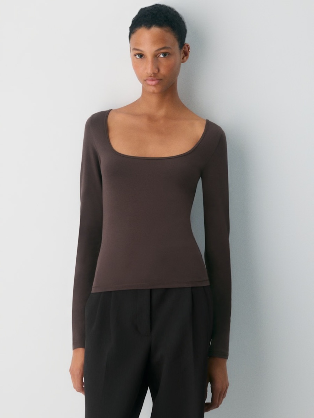 Aritzia HomeStretch Smooth Wide Scoopneck Longsleeve in Rich Mocha Brown